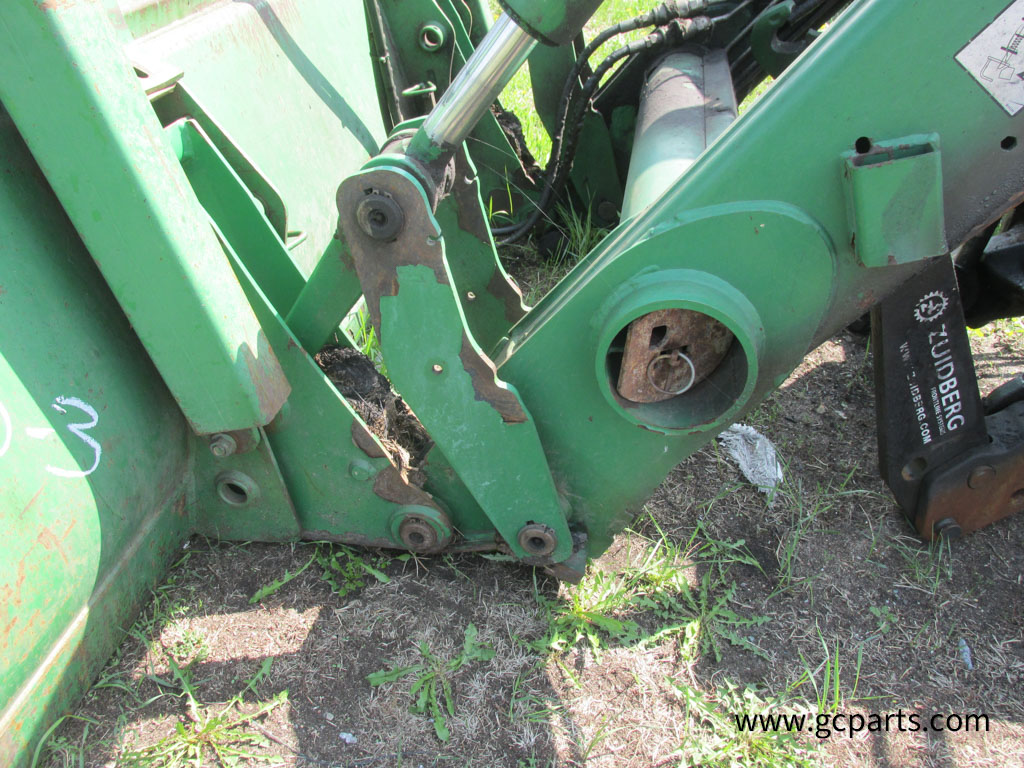 741 LOADER 7FT W/ GRAPPLE